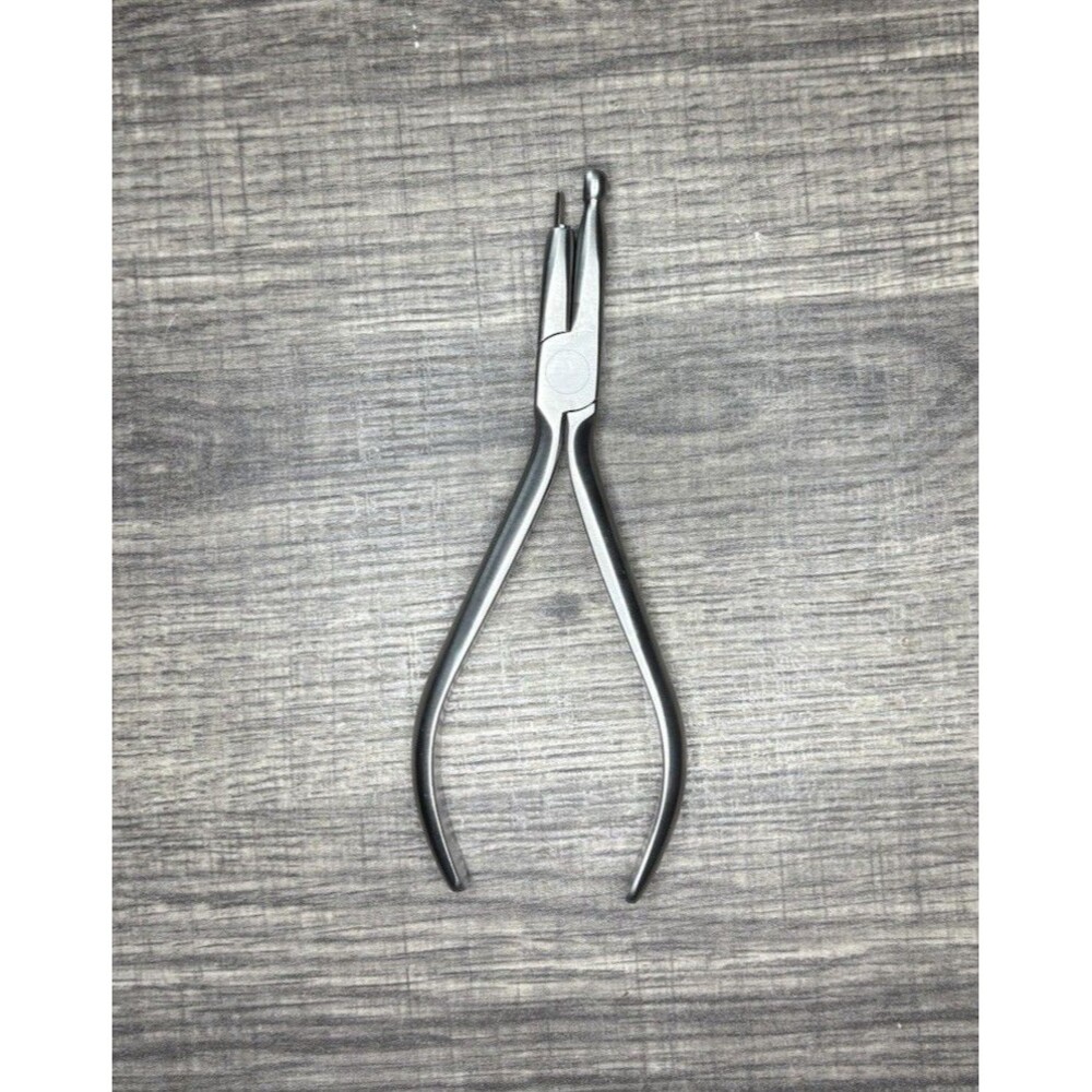 HU FRIEDY Adhesive Removing Orthodontic Pliers 678-206 Dental Instrument